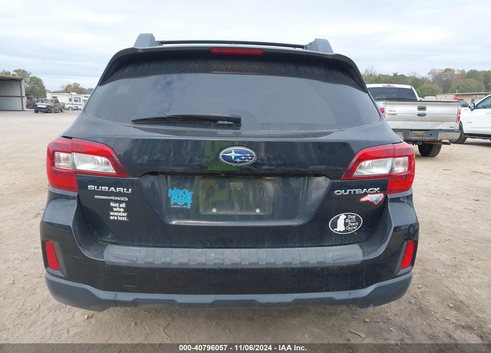 2015 SUBARU OUTBACK 2.5I LIMITED VIN: 4S4BSBNC8F3281212