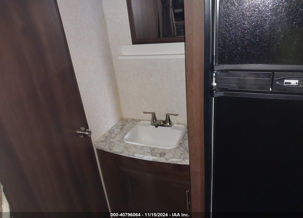 2019 OTHER JAYCO VIN: 1UJBJ0BN2K17V0687