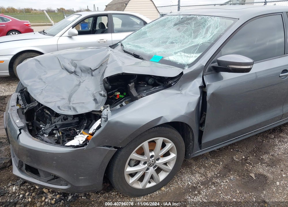 2012 VOLKSWAGEN JETTA 2.5L SE VIN: 3VWDP7AJ6CM405565