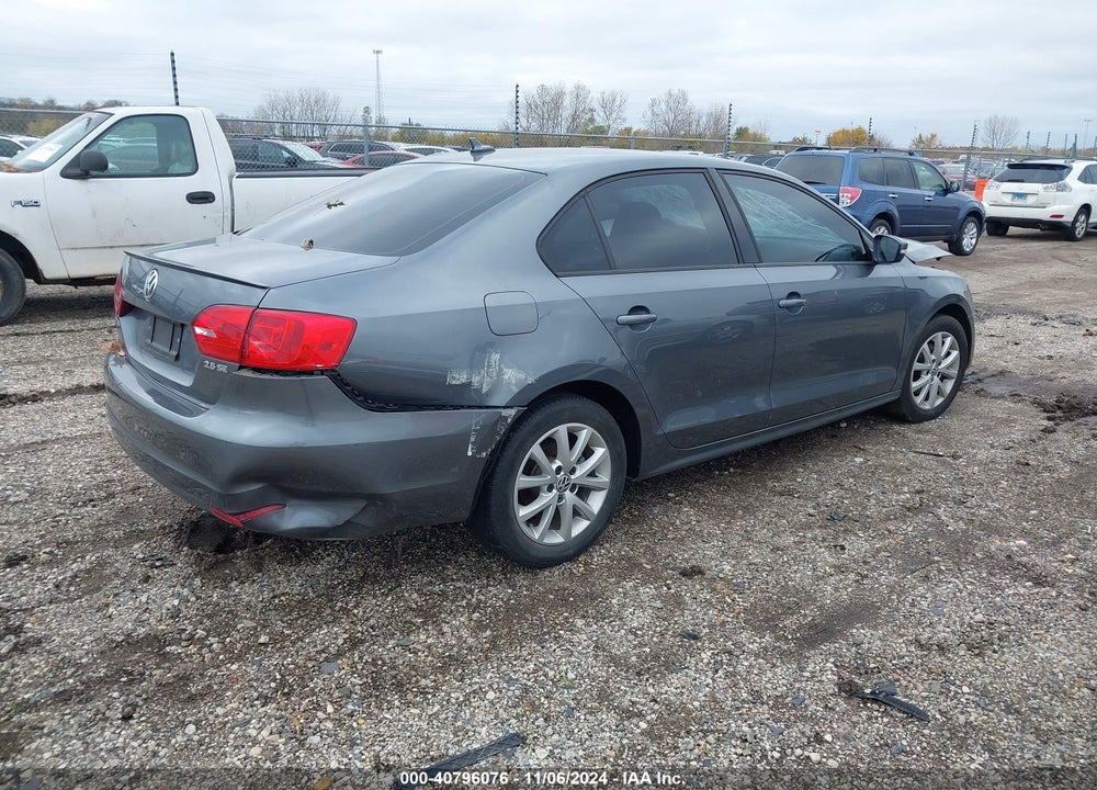 2012 VOLKSWAGEN JETTA 2.5L SE VIN: 3VWDP7AJ6CM405565