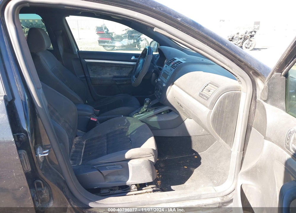 2007 VOLKSWAGEN JETTA GLI VIN: 3VWWJ71K07M119820
