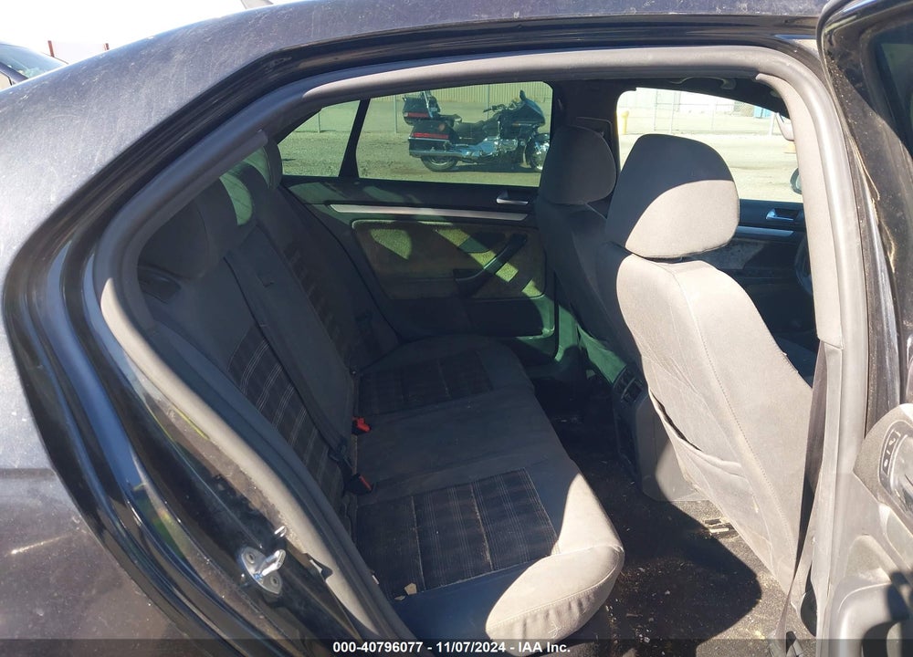2007 VOLKSWAGEN JETTA GLI VIN: 3VWWJ71K07M119820
