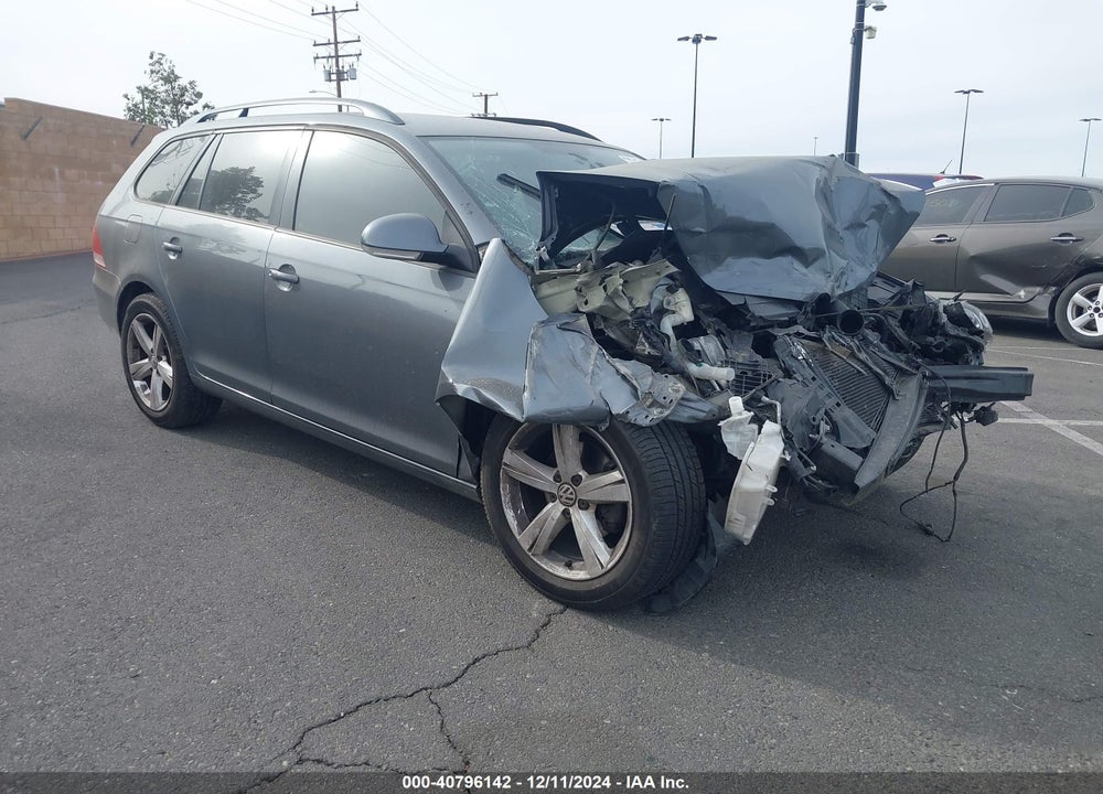 2011 VOLKSWAGEN JETTA SPORTWAGEN 2.5L S VIN: 3VWPZ7AJ0BM634541