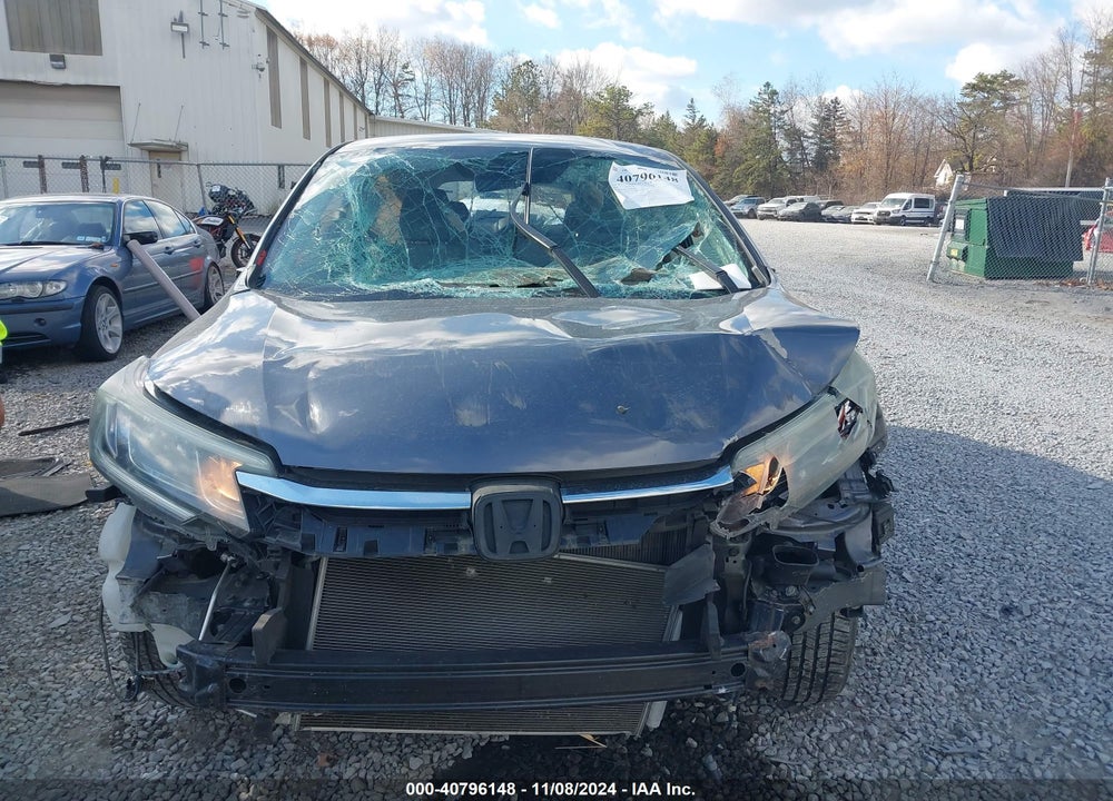 2016 HONDA CR-V LX VIN: 2HKRM4H31GH603604