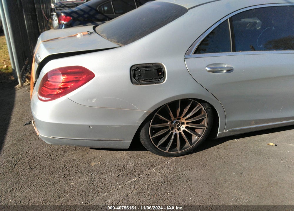 2015 MERCEDES-BENZ S 550 4MATIC VIN: WDDUG8FB6FA177505