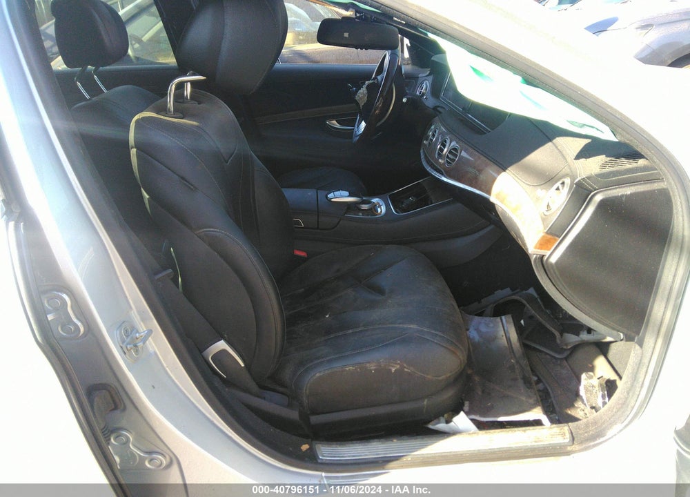 2015 MERCEDES-BENZ S 550 4MATIC VIN: WDDUG8FB6FA177505