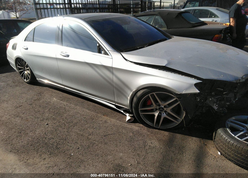 2015 MERCEDES-BENZ S 550 4MATIC VIN: WDDUG8FB6FA177505