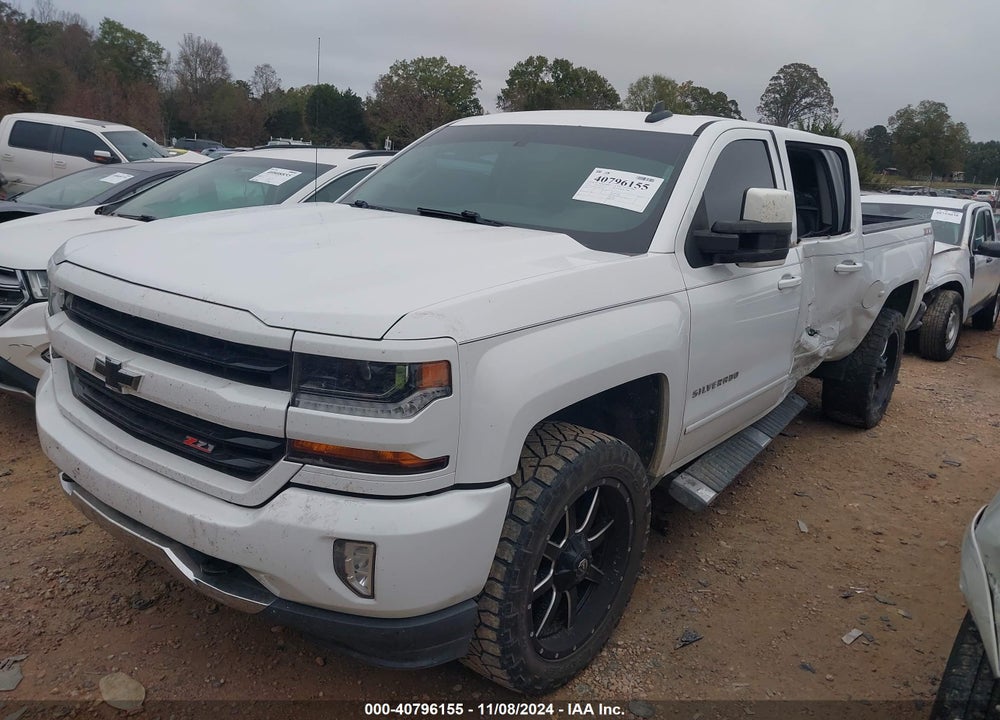 2017 CHEVROLET SILVERADO 1500 2LT VIN: 3GCUKREC1HG375356