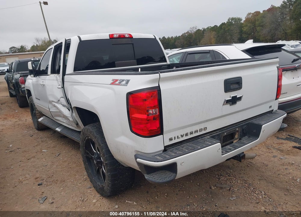 2017 CHEVROLET SILVERADO 1500 2LT VIN: 3GCUKREC1HG375356