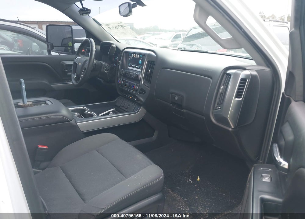 2017 CHEVROLET SILVERADO 1500 2LT VIN: 3GCUKREC1HG375356