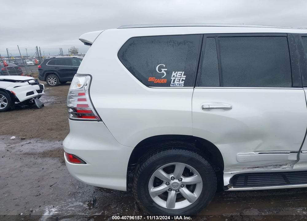 2016 LEXUS GX 460 VIN: JTJBM7FX1G5144435