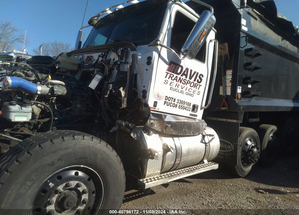 2022 WESTERN STAR 4700 SET FORWARD AXLE VIN: 5KKHAVDV4NPNK5787