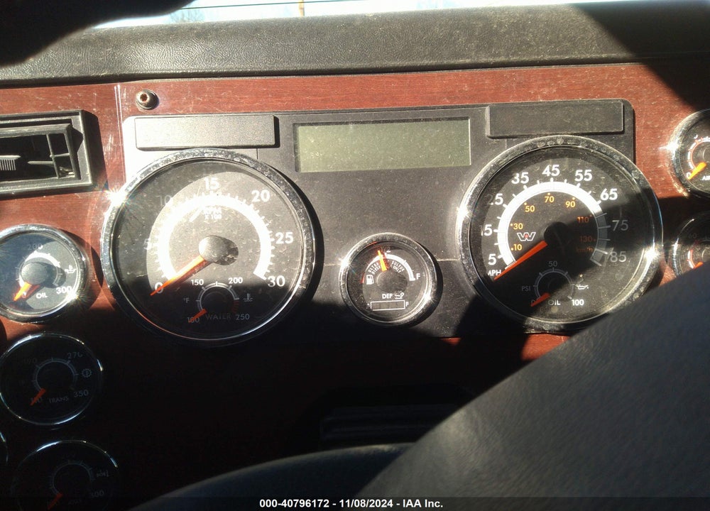 2022 WESTERN STAR 4700 SET FORWARD AXLE VIN: 5KKHAVDV4NPNK5787