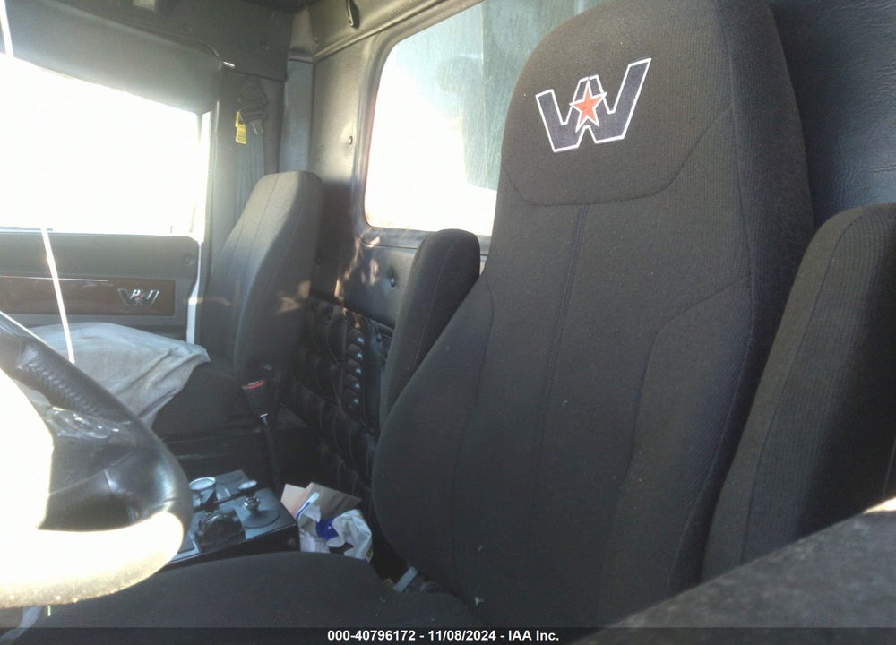 2022 WESTERN STAR 4700 SET FORWARD AXLE VIN: 5KKHAVDV4NPNK5787