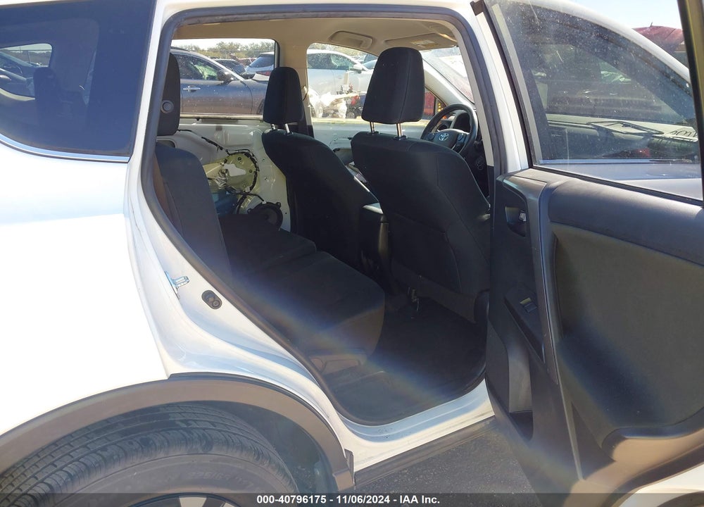 2017 TOYOTA RAV4 LE VIN: JTMZFREV3HJ700034