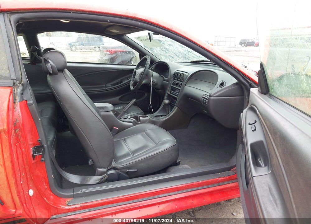 2000 FORD MUSTANG VIN: 1FAFP4047YF165557