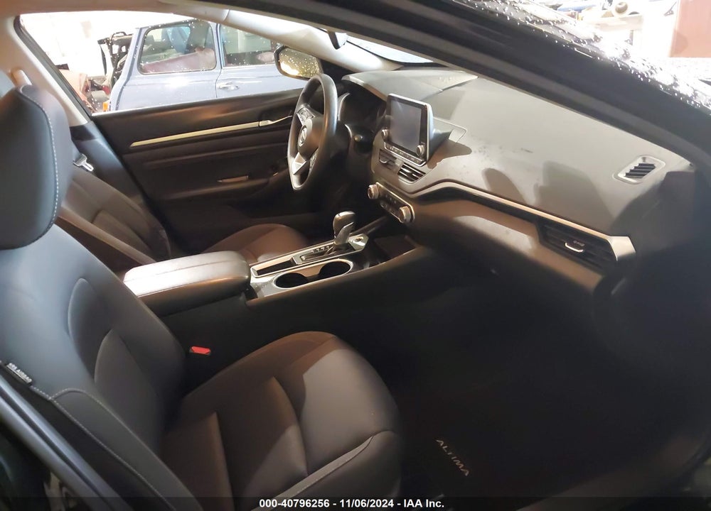2021 NISSAN ALTIMA SV FWD VIN: 1N4BL4DV4MN337945