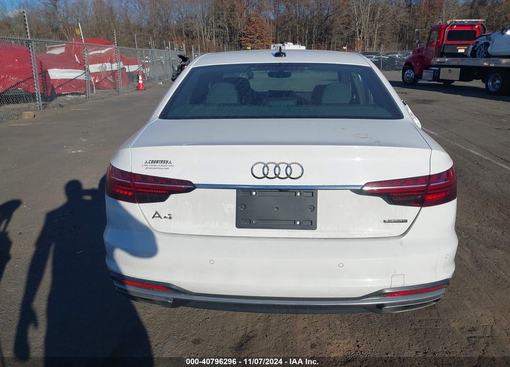 2022 AUDI A4 PREMIUM PLUS 45 TFSI S LINE QUATTRO S TRONIC VIN: WAUEAAF48NN009927