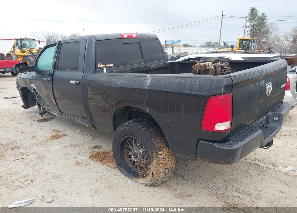 2018 BIG HORN RAM 2500   4X4 6'4 BOX VIN: 3C6UR5DL2JG368399