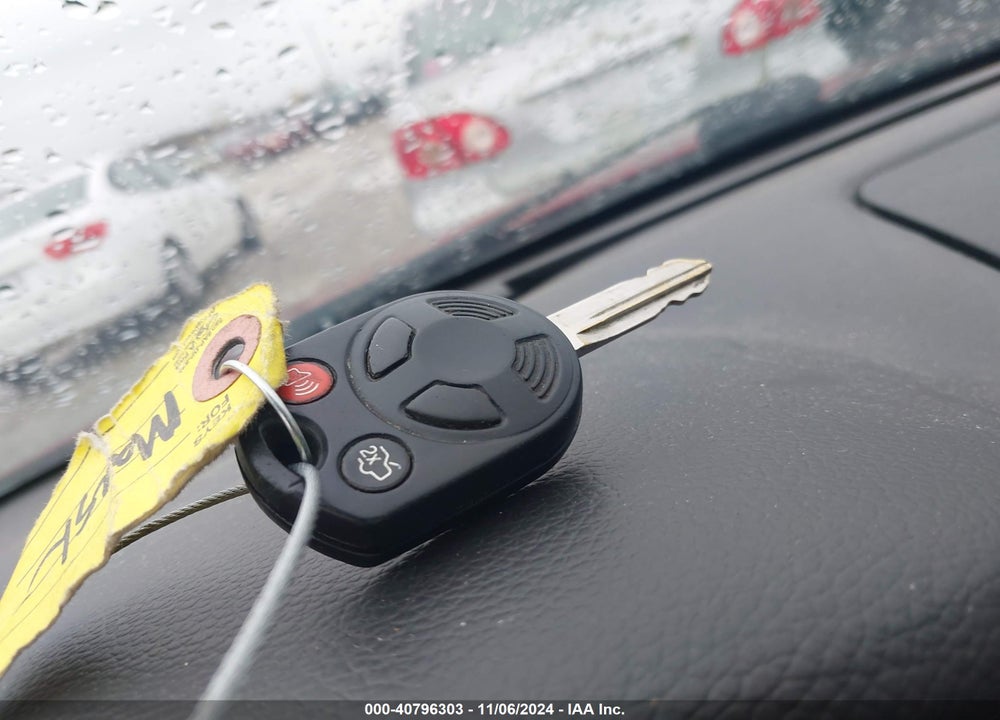 2008 FORD FUSION SE VIN: 3FAHP07Z88R129849