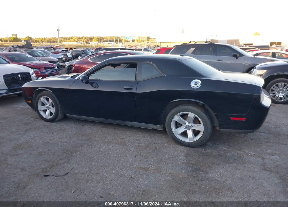 2012 DODGE CHALLENGER SXT VIN: 2C3CDYAG5CH214207