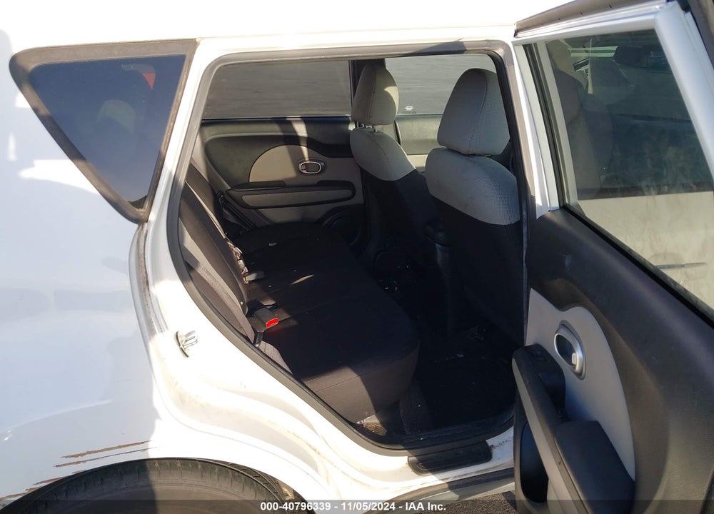 2015 KIA SOUL VIN: KNDJN2A27F7164329