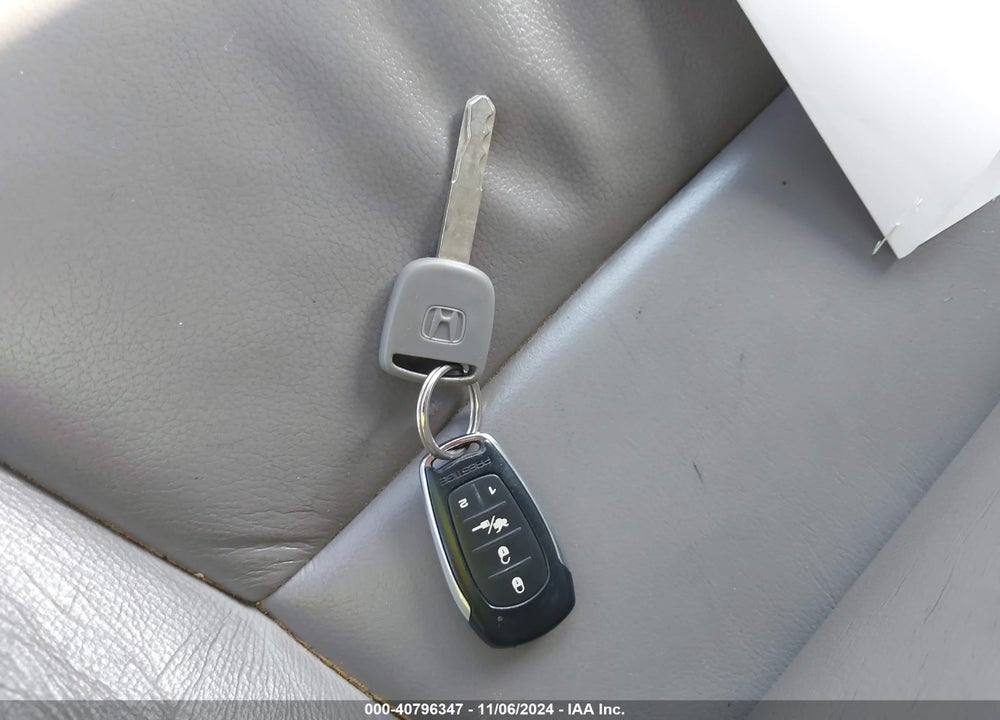2013 HONDA ODYSSEY EX-L VIN: 5FNRL5H62DB050815