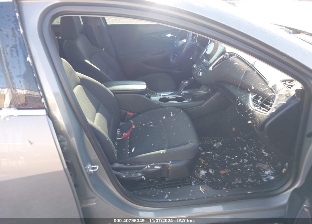 2018 CHEVROLET MALIBU LT VIN: 1G1ZD5ST9JF250540