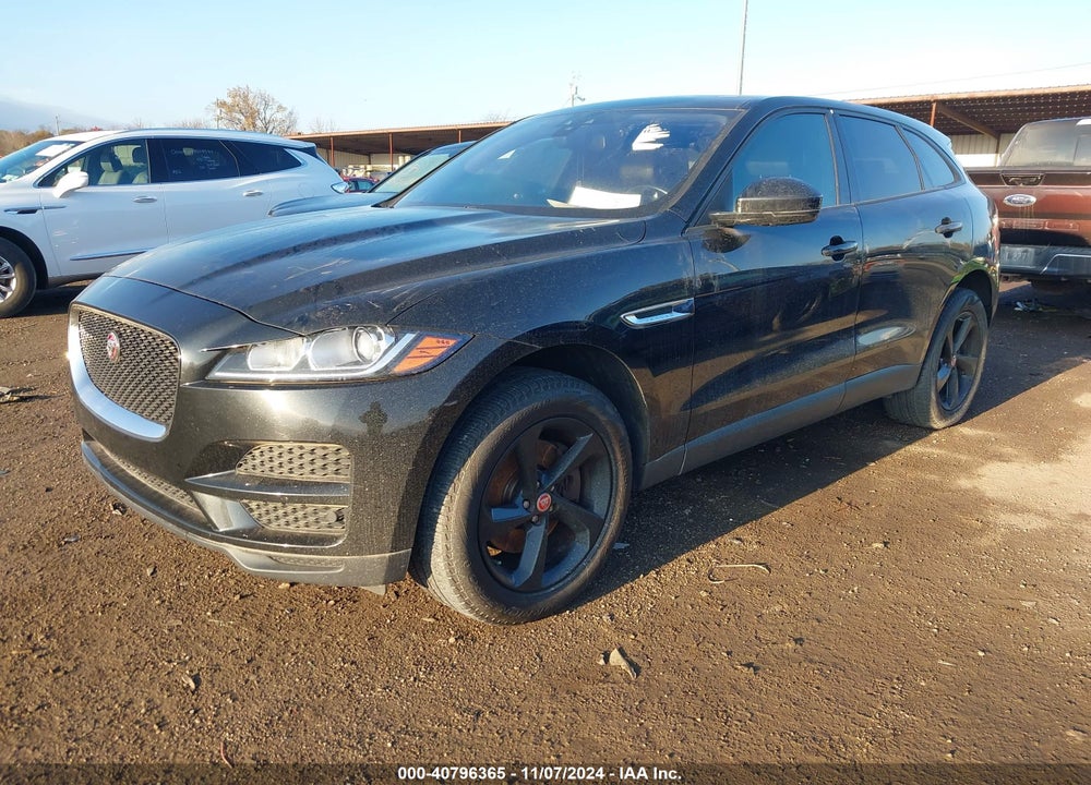 2017 JAGUAR F-PACE 35T PREMIUM VIN: SADCJ2BV0HA081901