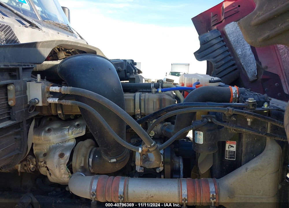 2017 FREIGHTLINER CASCADIA 125 VIN: 1FUJGLDR8HLHX1953
