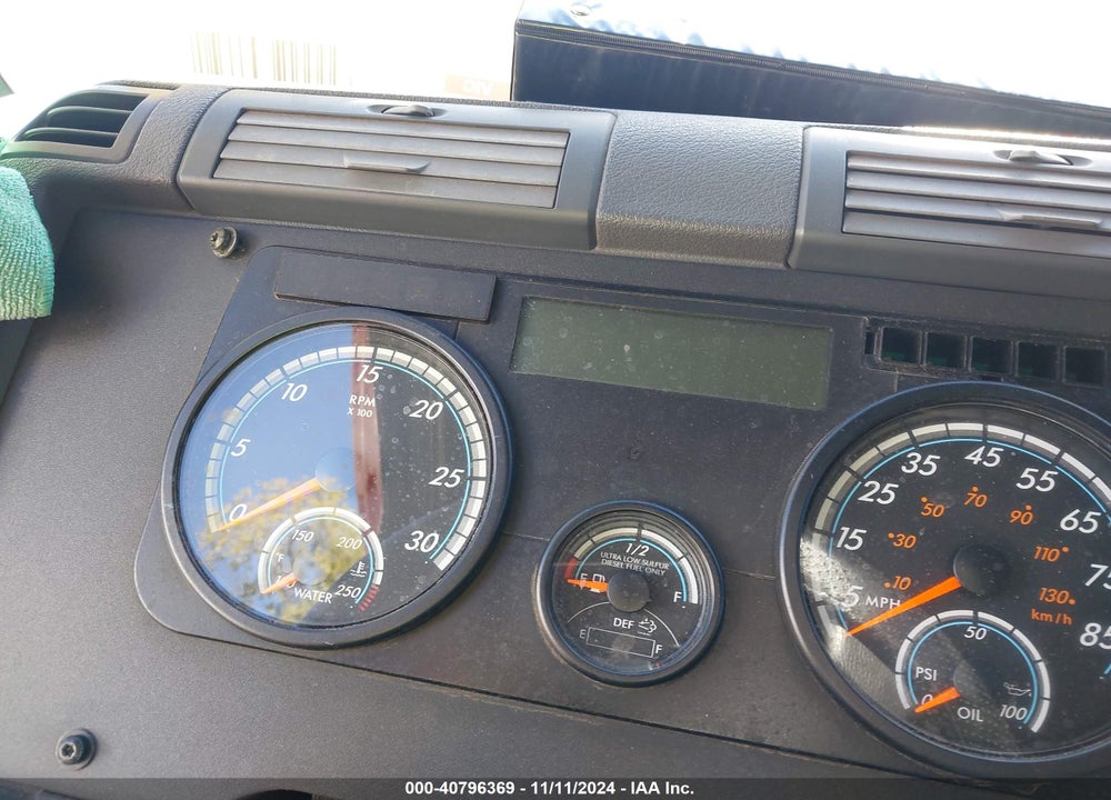 2017 FREIGHTLINER CASCADIA 125 VIN: 1FUJGLDR8HLHX1953