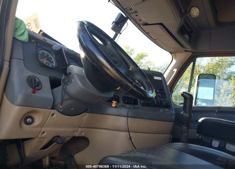 2017 FREIGHTLINER CASCADIA 125 VIN: 1FUJGLDR8HLHX1953