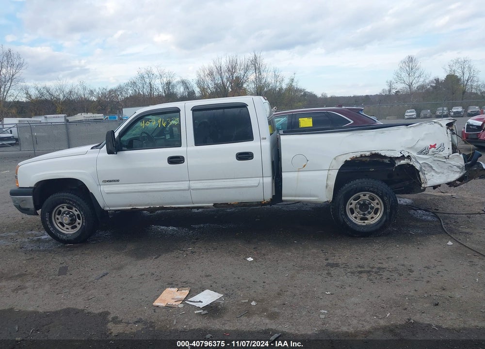 2004 CHEVROLET SILVERADO 2500 LS VIN: 1GCGK23U74F191809
