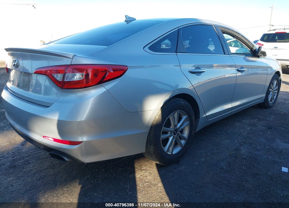 2017 HYUNDAI SONATA VIN: 5NPE24AF1HH441760