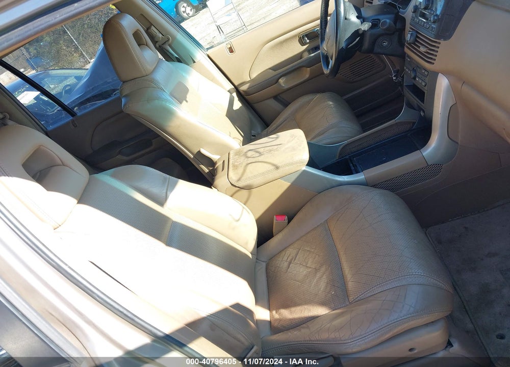 2003 HONDA PILOT VIN: 2HKYF18593H605889