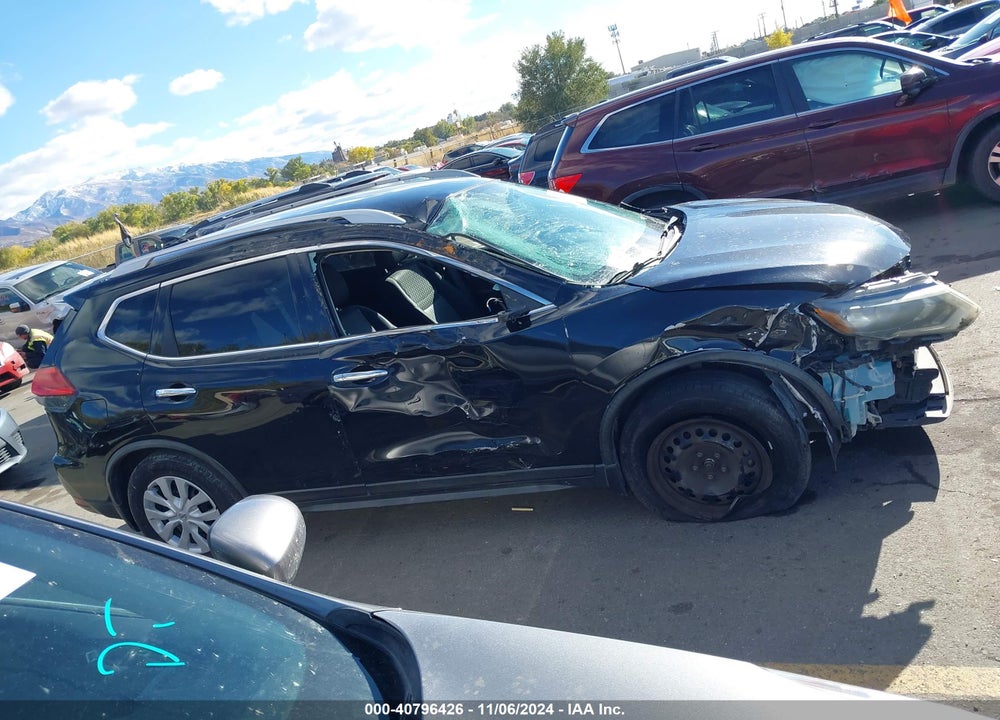 2017 NISSAN ROGUE S VIN: JN8AT2MT2HW401302