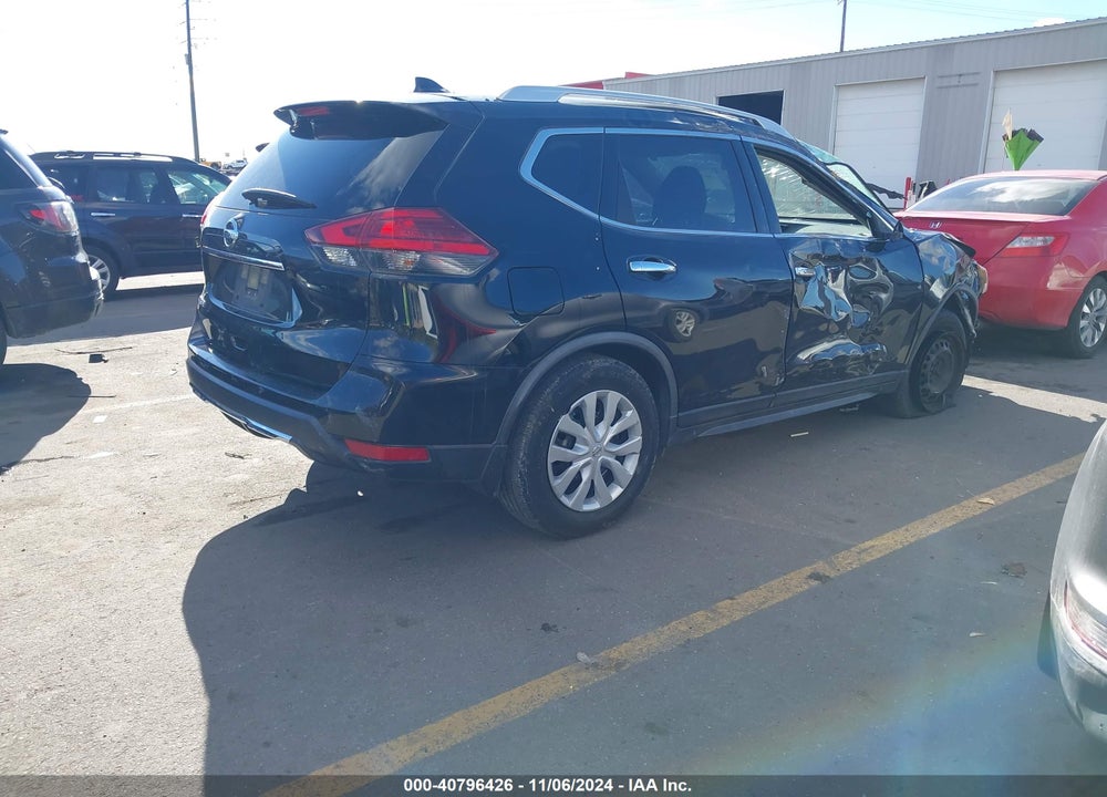 2017 NISSAN ROGUE S VIN: JN8AT2MT2HW401302