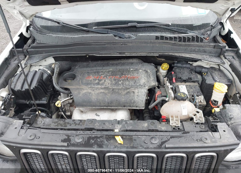 2015 JEEP RENEGADE TRAILHAWK VIN: ZACCJBCT8FPB87681