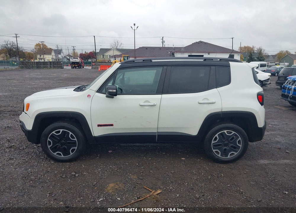 2015 JEEP RENEGADE TRAILHAWK VIN: ZACCJBCT8FPB87681