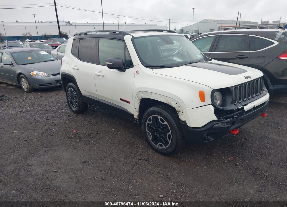 2015 JEEP RENEGADE TRAILHAWK VIN: ZACCJBCT8FPB87681