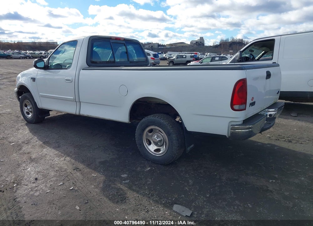2002 FORD F-150 XL/XLT VIN: 2FTRF18W02CA83400
