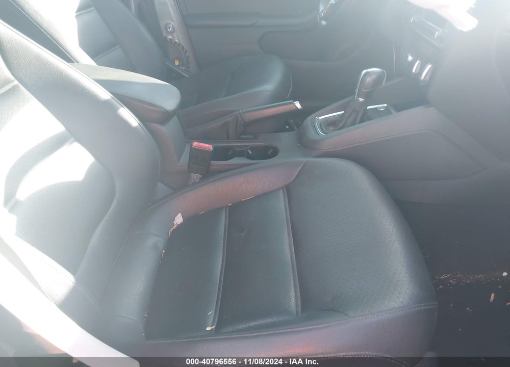 2017 VOLKSWAGEN JETTA VIN: 3VWDB7AJ1HM206722
