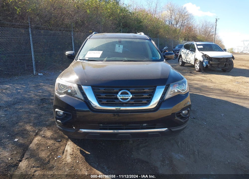 2018 NISSAN PATHFINDER SV VIN: 5N1DR2MM8JC638301