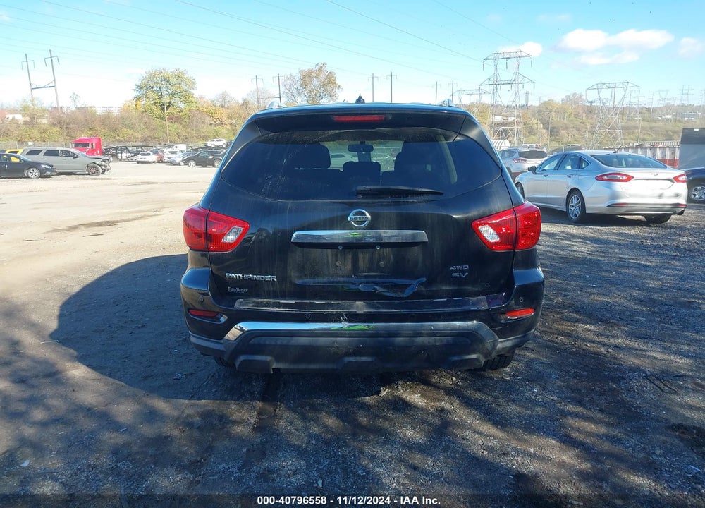 2018 NISSAN PATHFINDER SV VIN: 5N1DR2MM8JC638301