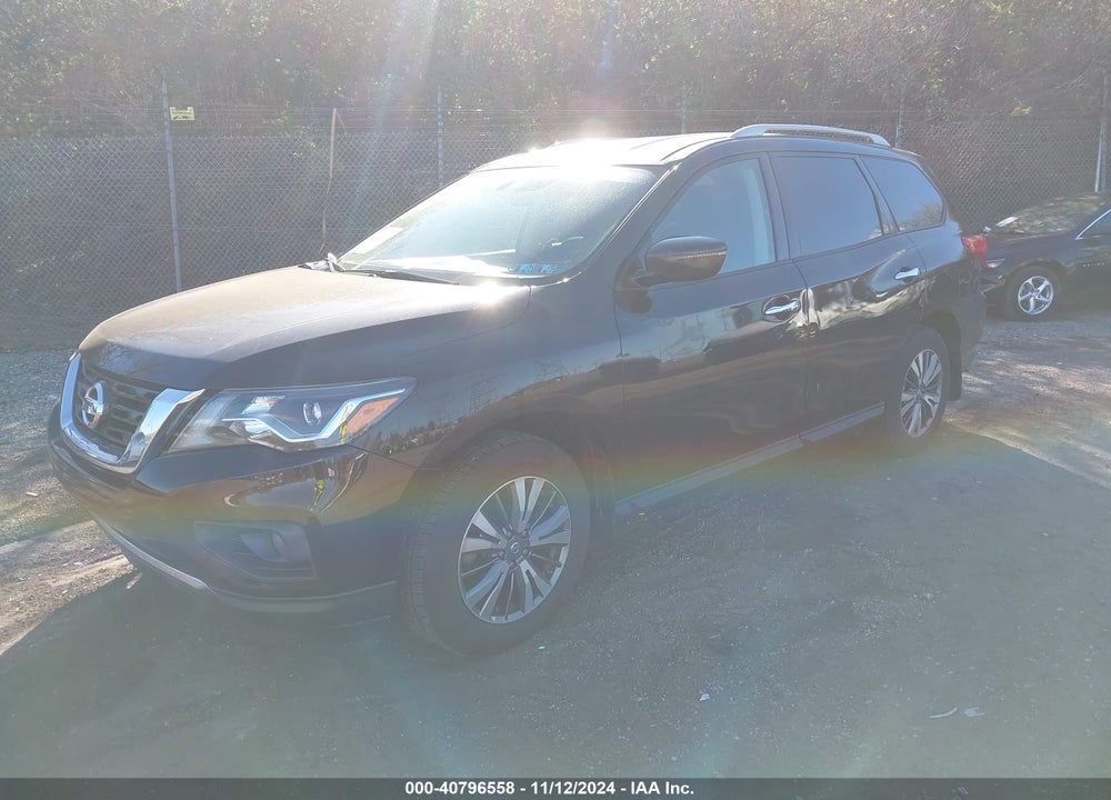 2018 NISSAN PATHFINDER SV VIN: 5N1DR2MM8JC638301
