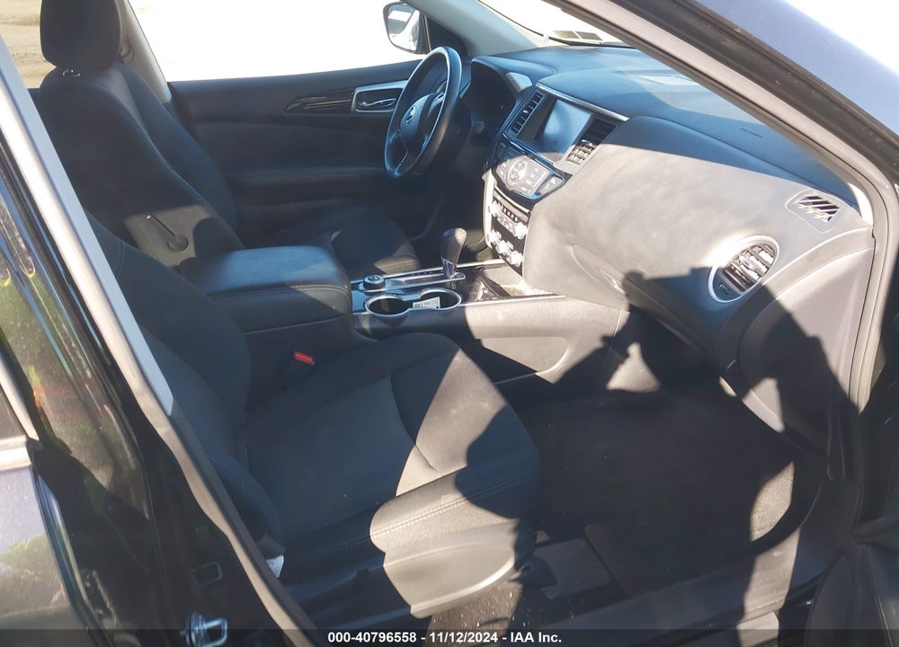 2018 NISSAN PATHFINDER SV VIN: 5N1DR2MM8JC638301