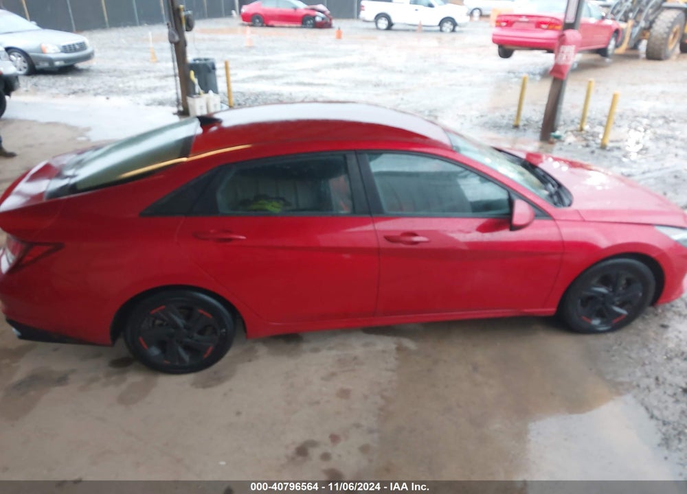 2021 HYUNDAI ELANTRA SEL VIN: 5NPLM4AG9MH037447