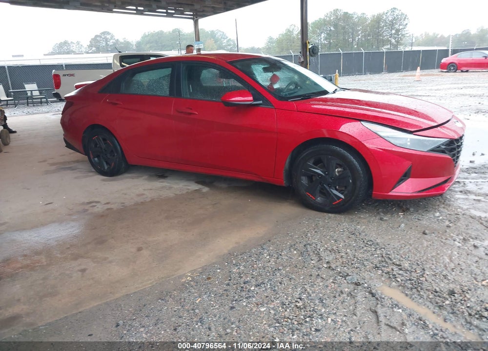 2021 HYUNDAI ELANTRA SEL VIN: 5NPLM4AG9MH037447