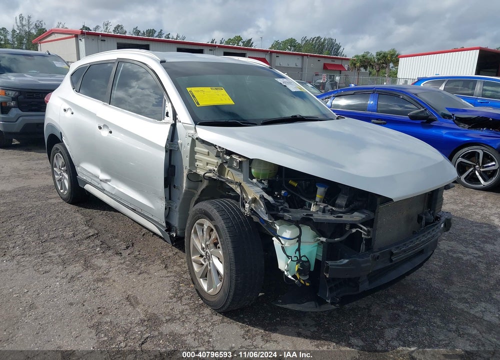 2018 HYUNDAI TUCSON SEL VIN: KM8J33A4XJU609116