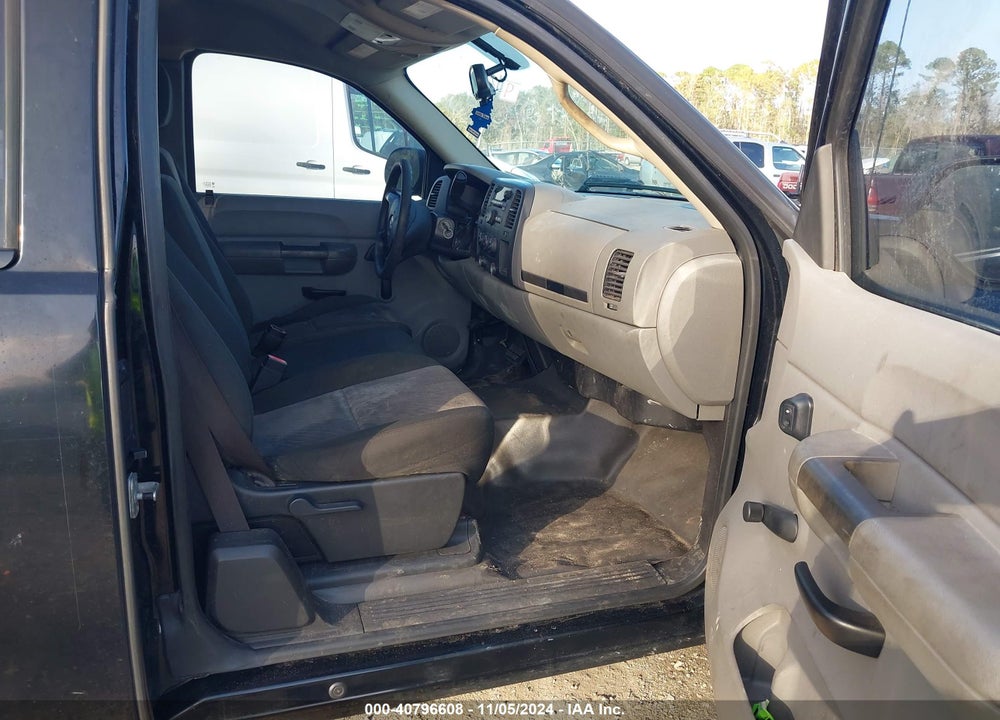 2008 CHEVROLET SILVERADO 1500 WORK TRUCK VIN: 1GCEC19XX8Z304043